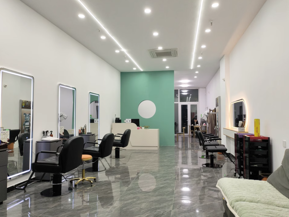 Halo Arc Reception Desk – LED Front Counter